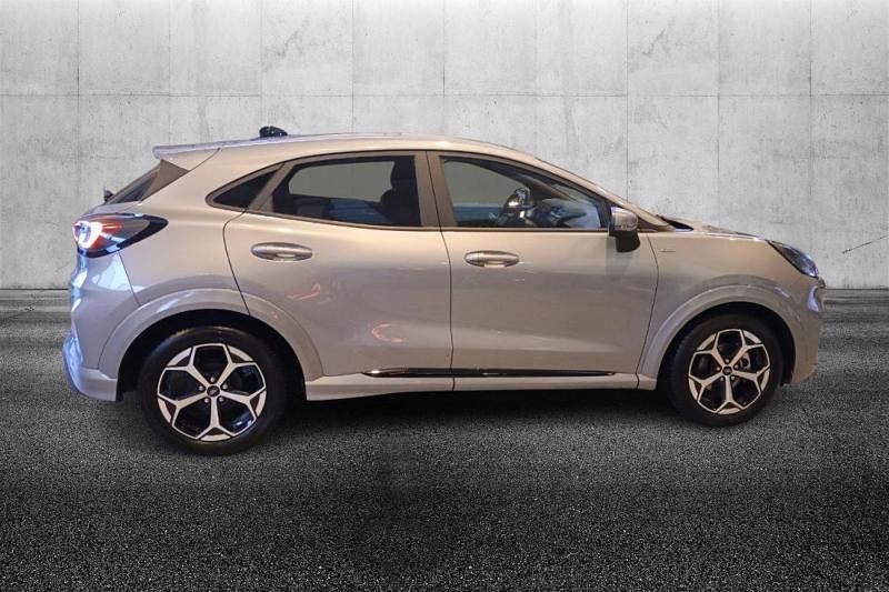 Second-hand Ford Puma ST-Line 125 CP (91 kW) 2025 Argintiu SUV