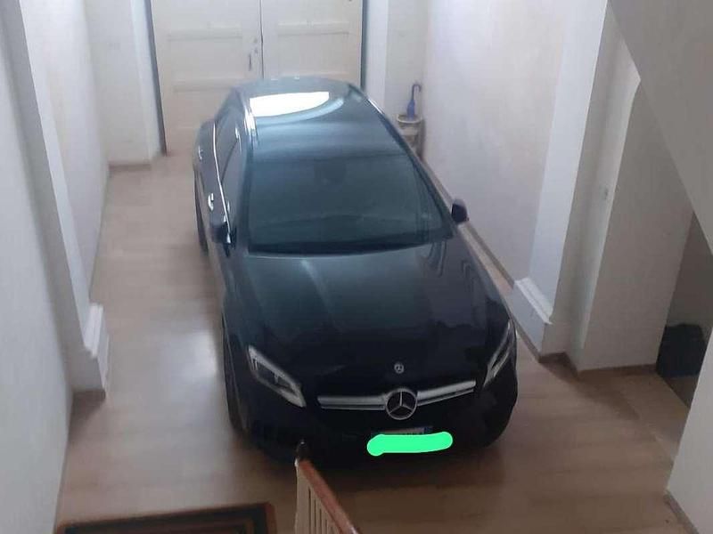 Usata Mercedes GLA45 AMG AMG 381 CV (280 kW) 2018 Nero SUV