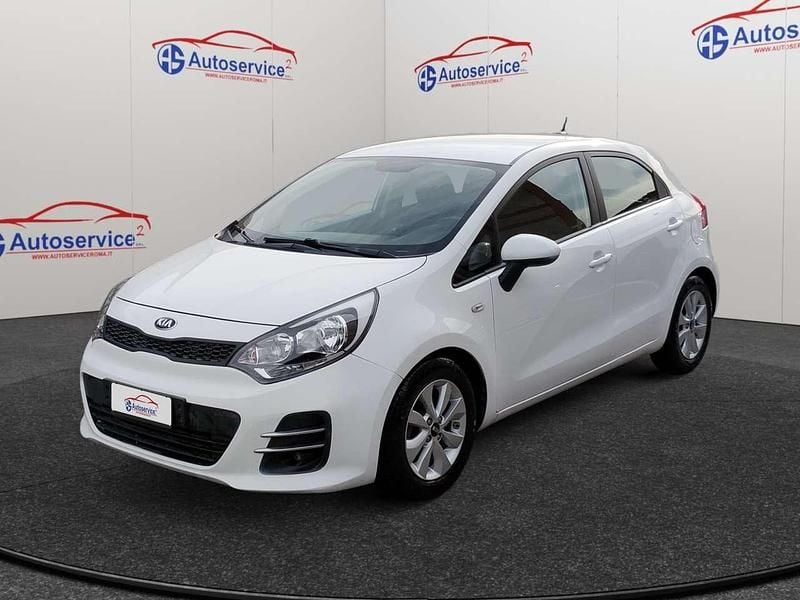 Usata Kia Rio 83 CV (61 kW) 2016 Bianco Berlina