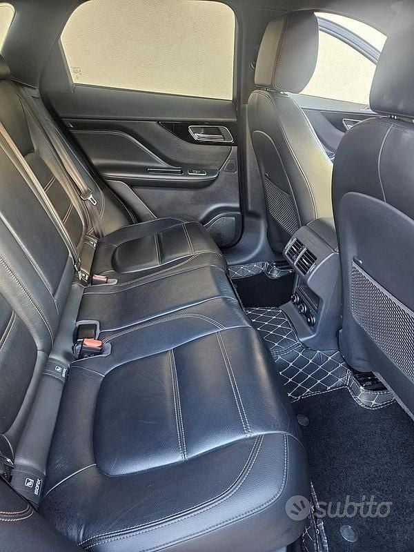 Usata Jaguar F-Pace 2022 Marrone SUV