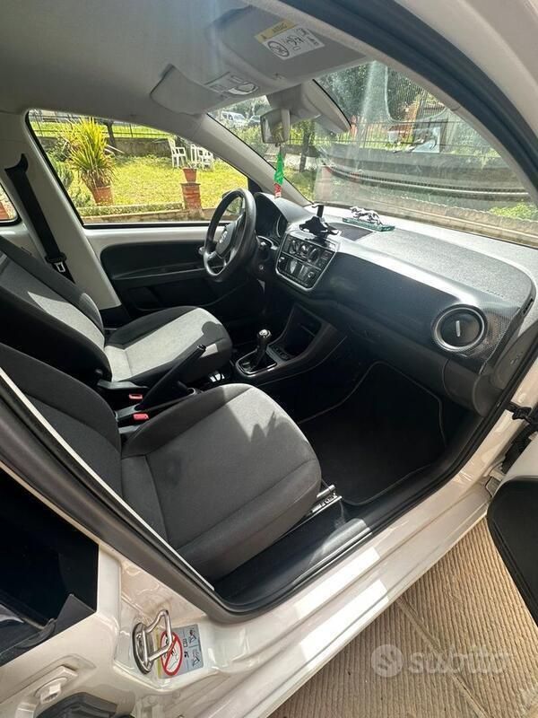 Usata VW up! 82 CV (60 kW) 2018 Bianco Utilitaria