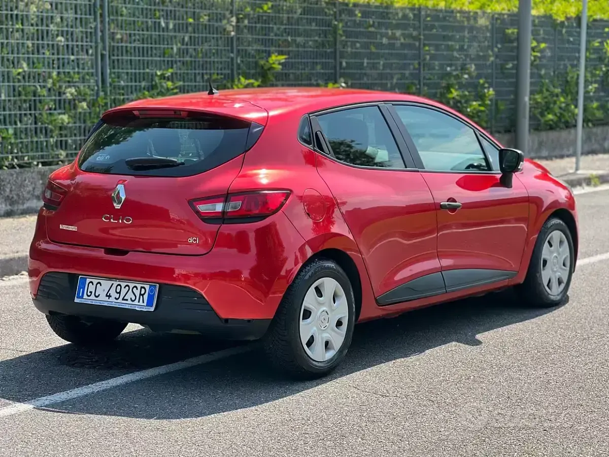 Usata Renault Clio IV Life 75 CV (55 kW) 2016 Bianco Berlina