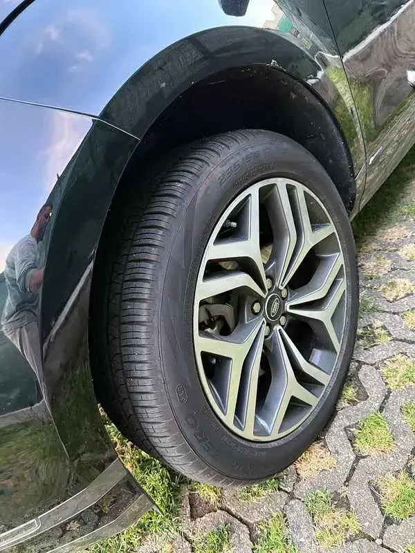 Usata Land Rover Range Rover evoque 150 CV (110 kW) 2020 Nero SUV