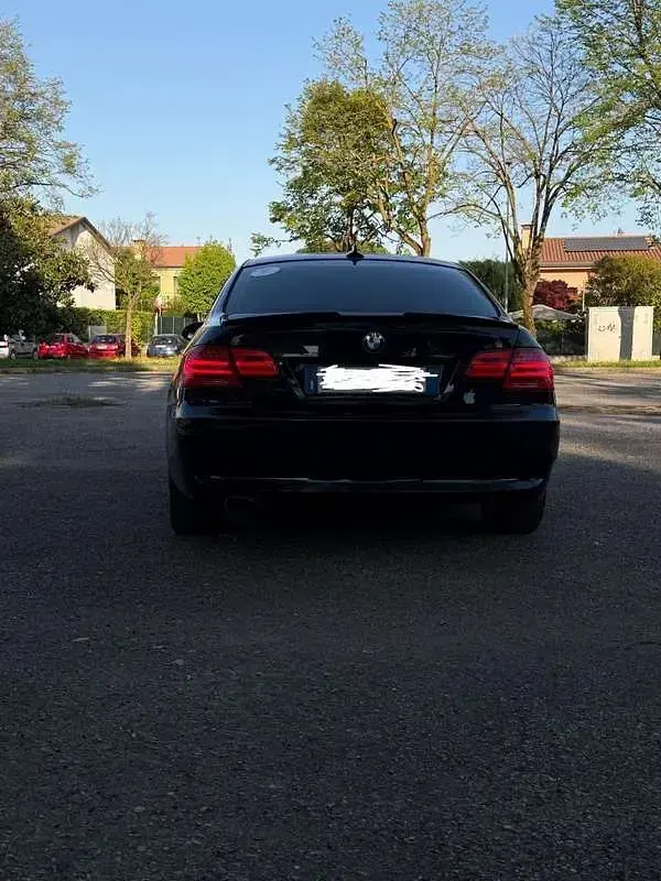 Usata BMW 320 177 CV (130 kW) 2008 Coupé