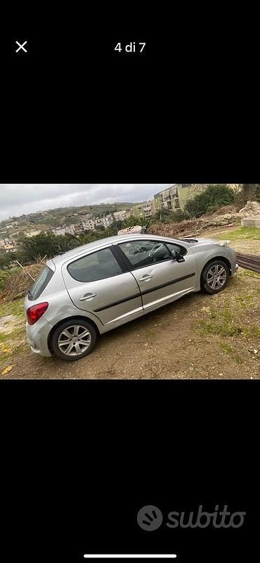 Usata Peugeot 207 109 CV (80 kW) 2007 Utilitaria