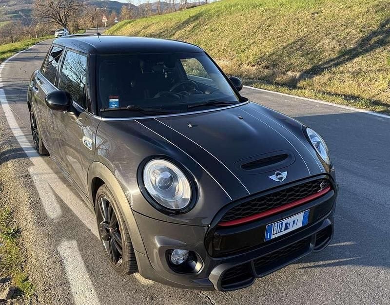 Usata Mini Cooper SD Business 170 CV (125 kW) 2015 Utilitaria