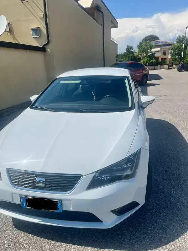 Usata Seat Leon Style 110 CV (80 kW) 2017 Bianco Berlina