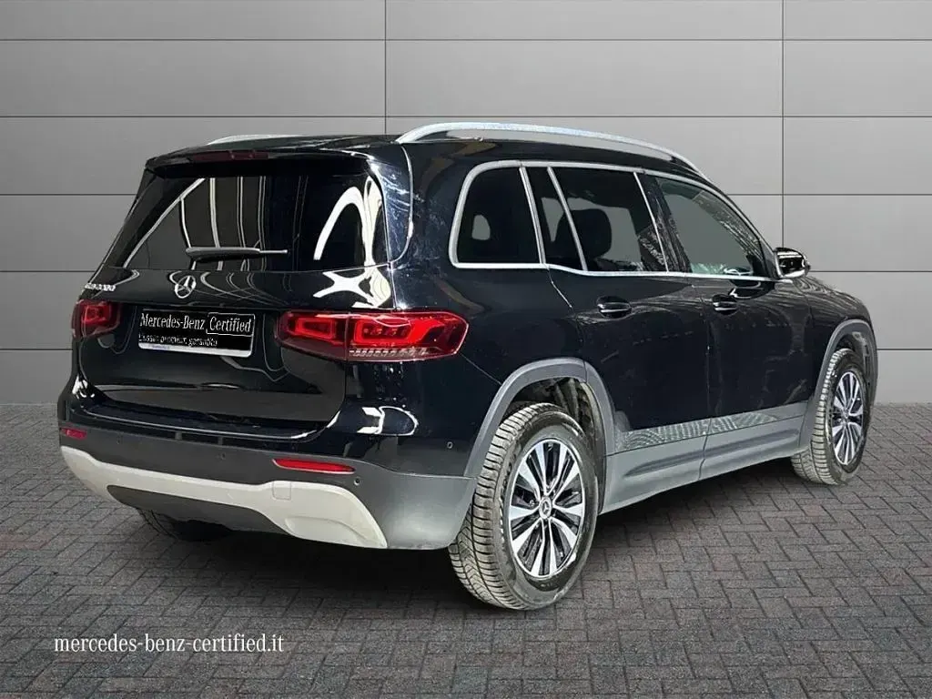 Usata Mercedes GLB200 Business 150 CV (110 kW) 2023 Nero notte SUV