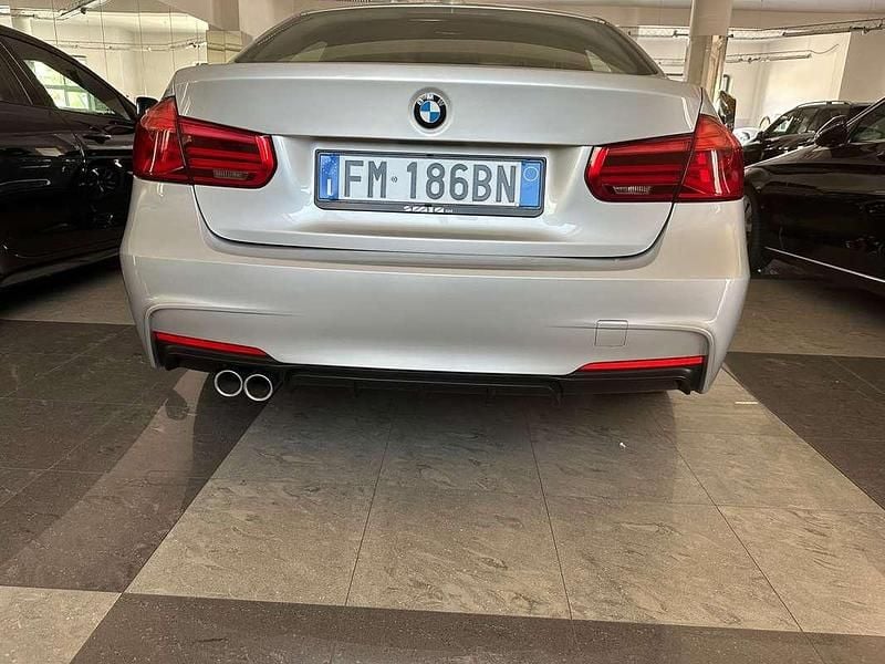 Usata BMW 320 Advantage 190 CV (139 kW) 2017 Argento Berlina