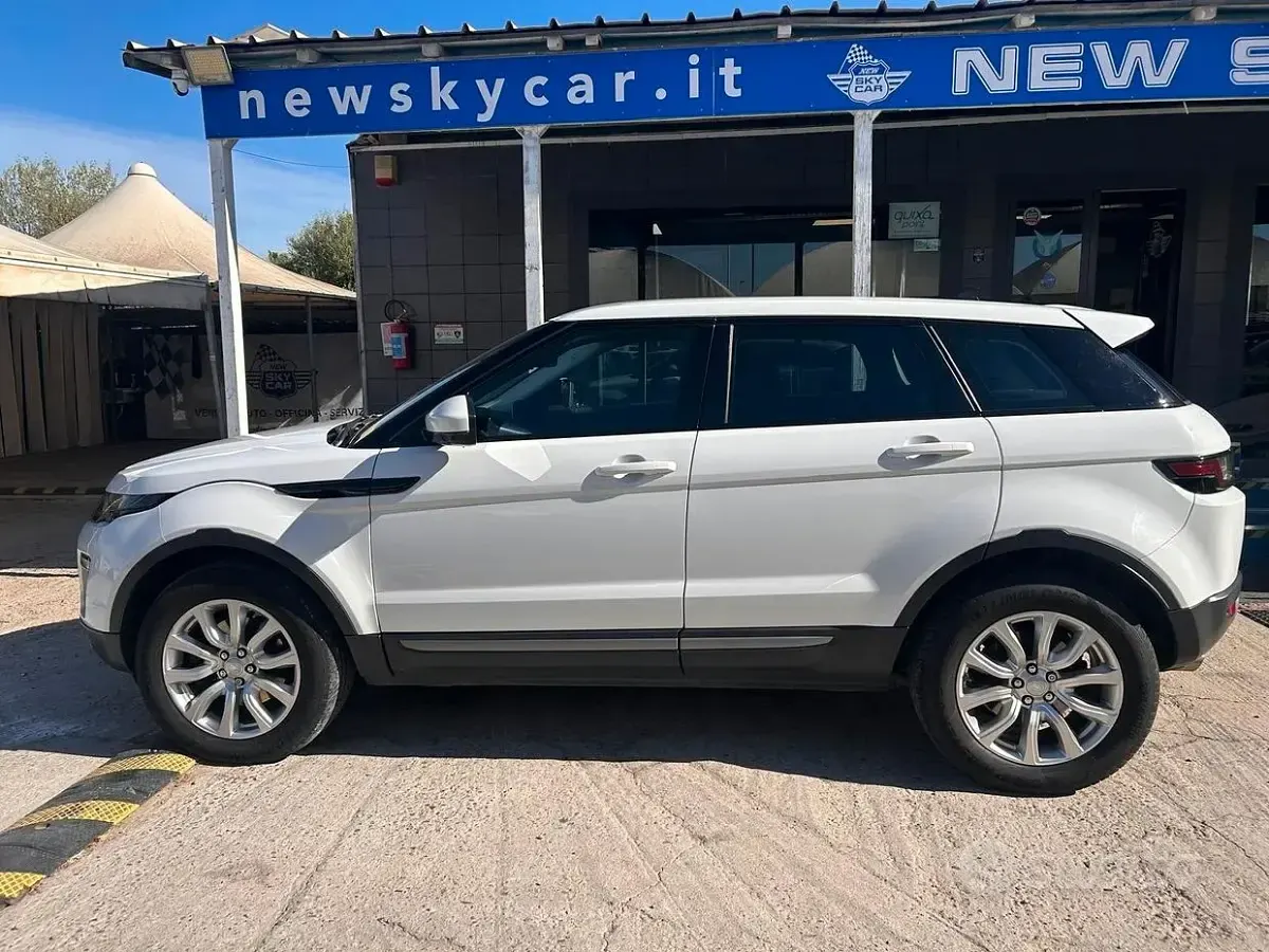 Usata Land Rover Range Rover evoque SE 150 CV (110 kW) 2015 Bianco Station wagon