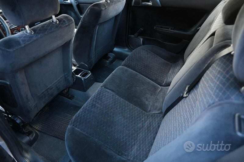 Usata Opel Astra 136 CV (100 kW) 2001 Grigio Station wagon