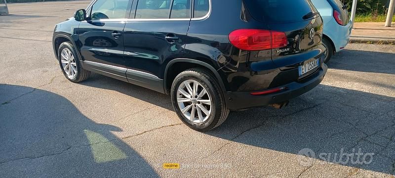 Usata VW Tiguan Sportline 140 CV (102 kW) 2015 Nero SUV