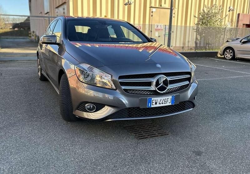 Usata Mercedes A180 109 CV (80 kW) 2014 Berlina