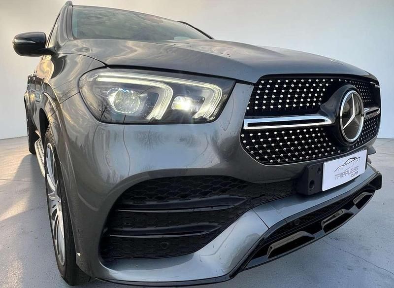 Begagnad Mercedes GLE300 Premium Plus 245 HK (180 kW) 2022 Grå SUV