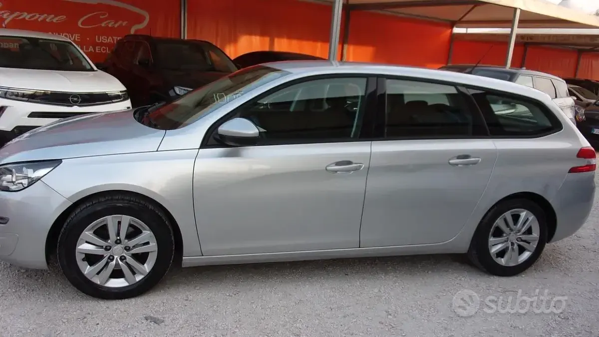 Usata Peugeot 308 Business-Line 120 CV (88 kW) 2015 Grigio Station wagon
