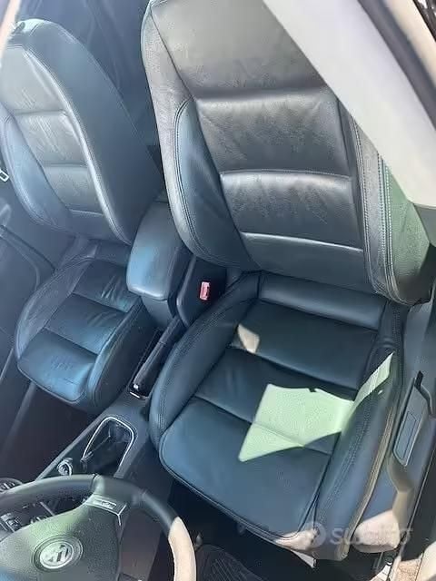 Usata VW Golf VI 104 CV (76 kW) 2008 Nero Utilitaria