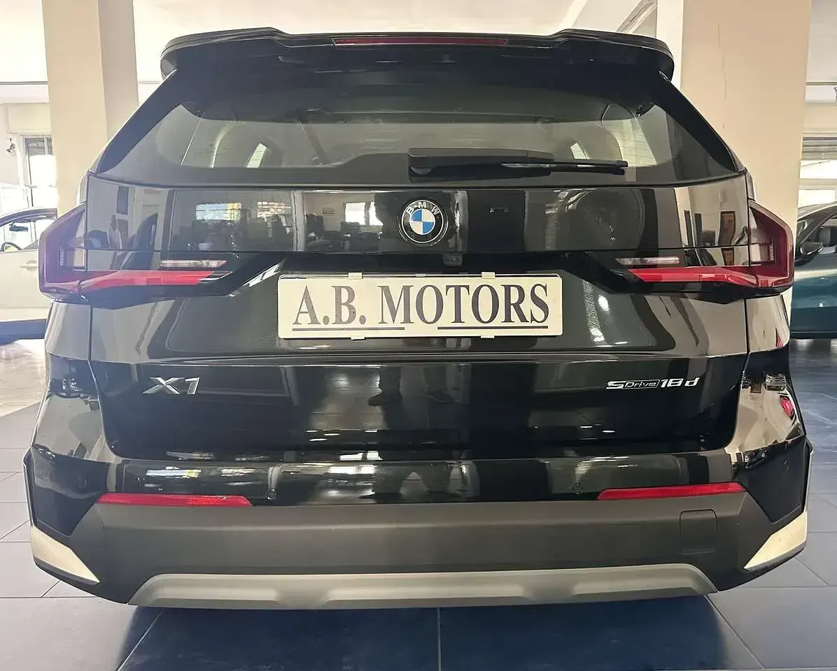 Usata BMW X1 150 CV (110 kW) 2023 Nero SUV
