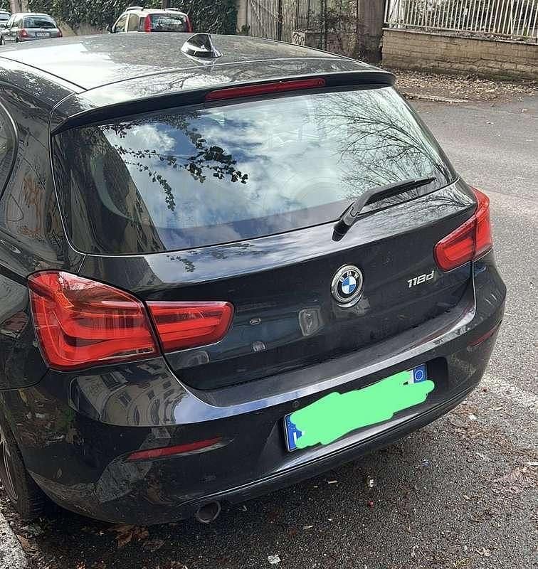 Usata BMW 118 Sport Line 150 CV (110 kW) 2015 Nero Utilitaria