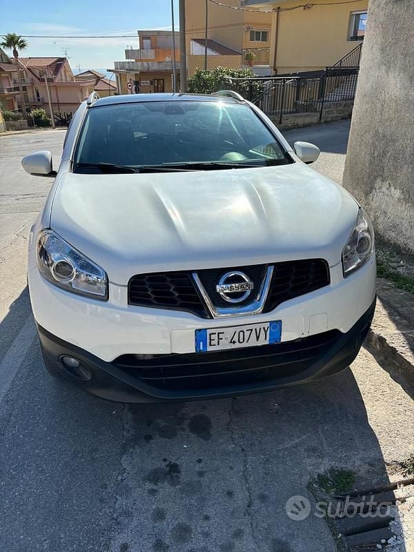 Usata Nissan Qashqai 150 CV (110 kW) 2012 Bianco SUV