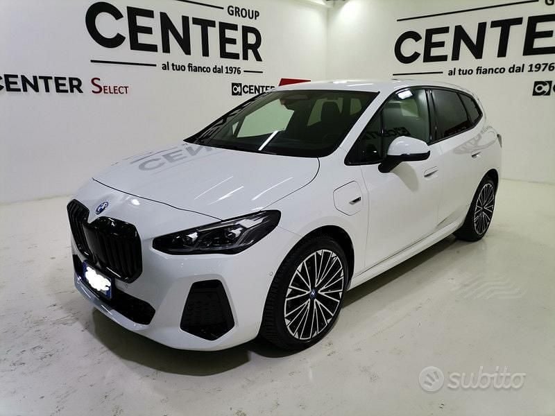 Usata BMW 225 Active Tourer Efficient Dynamics 245 CV (180 kW) 2022 Bianco Monovolume