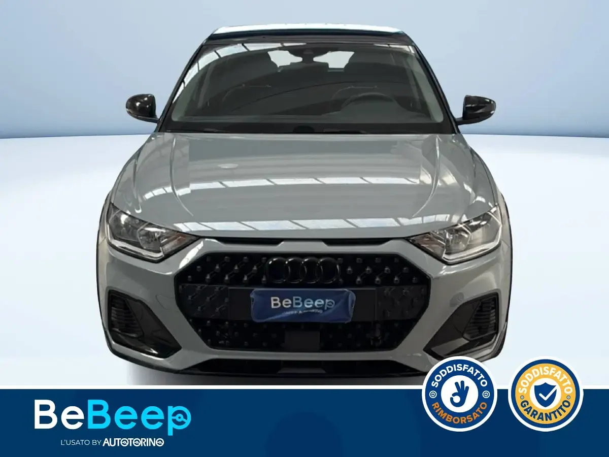 Usata Audi A1 110 CV (80 kW) 2021 Grigio metallizzato SUV