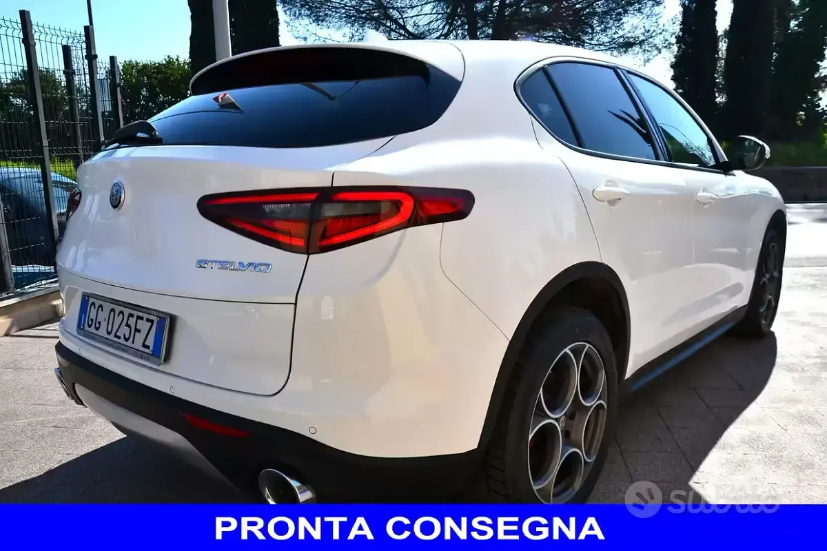 Usata Alfa Romeo Stelvio 190 CV (139 kW) 2021 Bianco SUV
