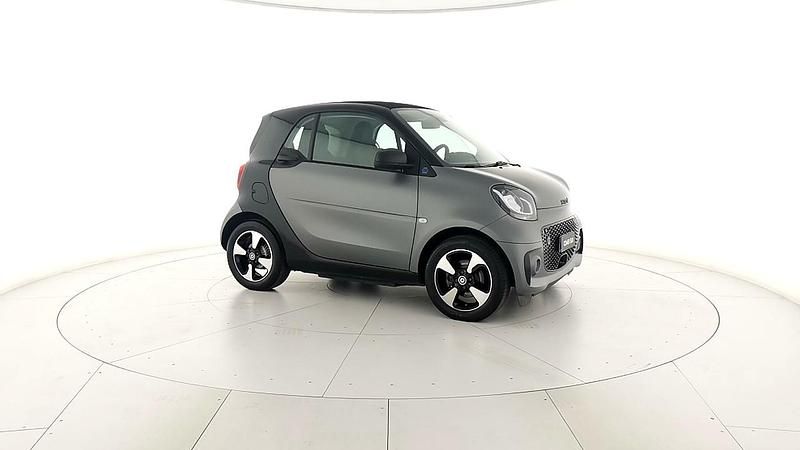 Usata Smart ForTwo Coupé Passion 40 kW (55 CV) 2022 Grigio Utilitaria