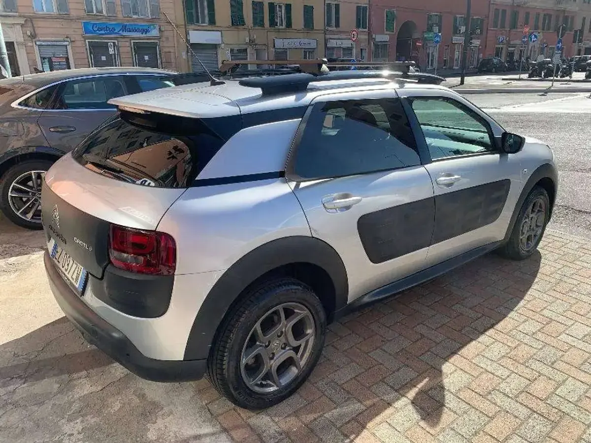 Usata Citroën C4 Shine 99 CV (72 kW) 2015 Argento SUV