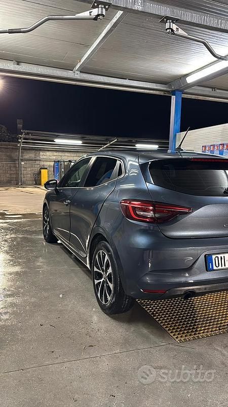 Usata Renault Clio V 86 CV (63 kW) 2021 Berlina