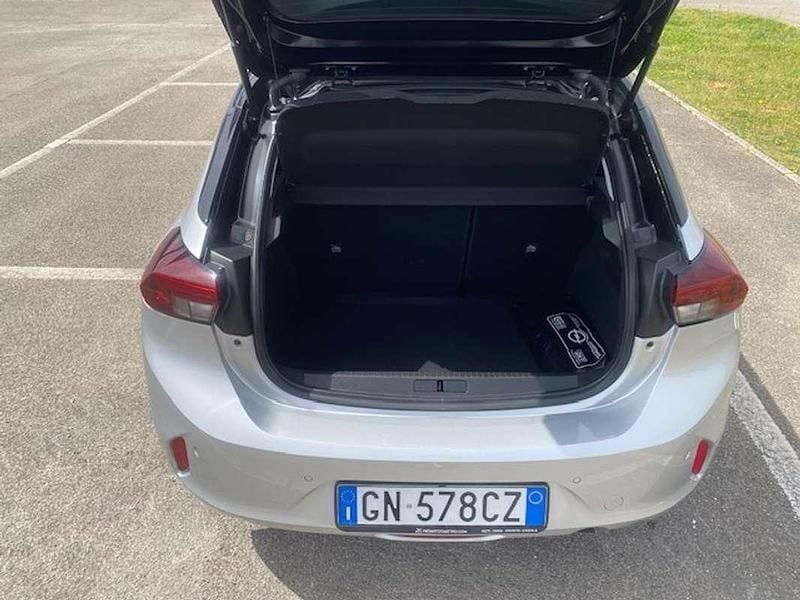 Usata Opel Blitz Edition 75 CV (55 kW) 2023 Argento Berlina