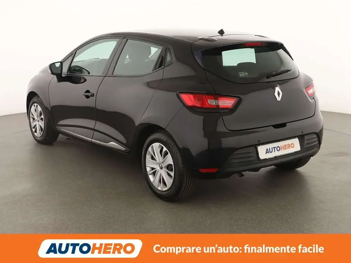 Usata Renault Clio Life 73 CV (53 kW) 2018 Nero Utilitaria