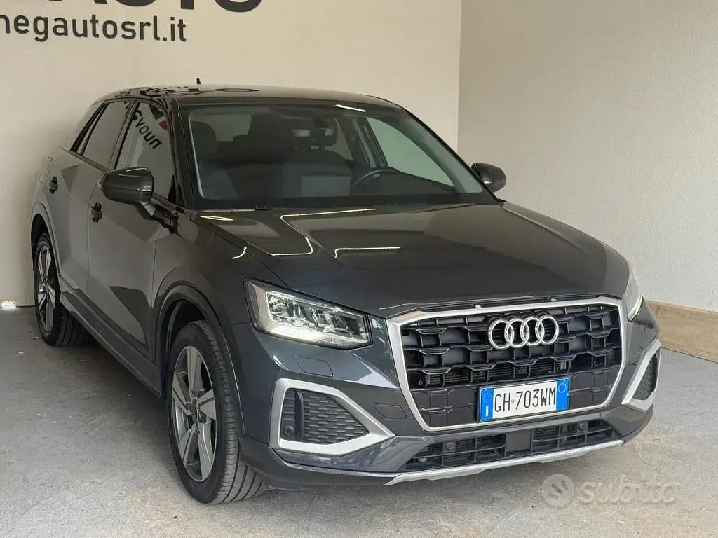 Usata Audi Q2 Admired 116 CV (85 kW) 2022 Grigio SUV