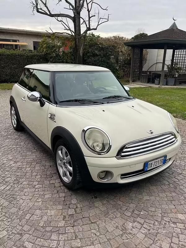 Usata Mini ONE 95 CV (69 kW) 2009 Bianco Utilitaria