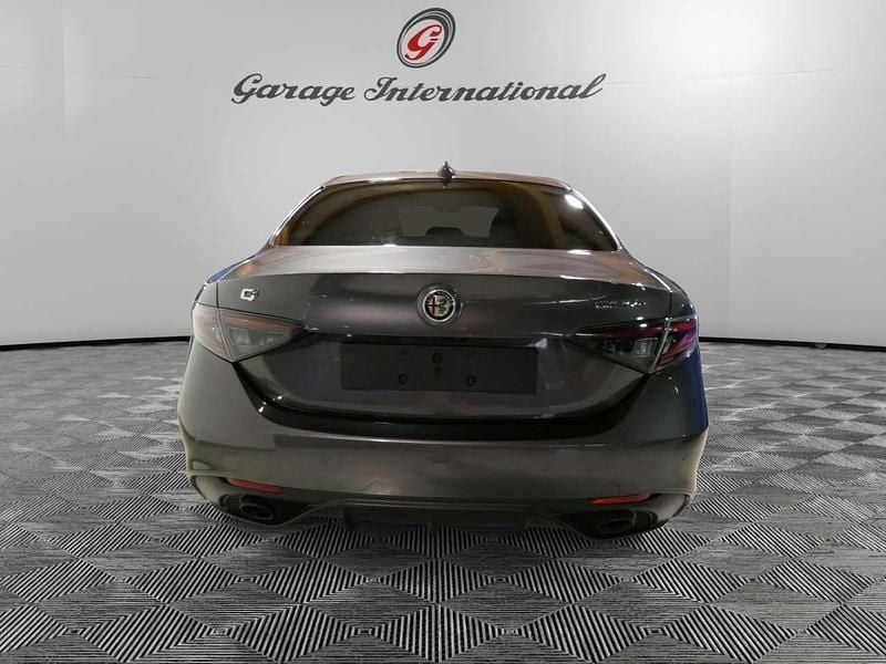 Usata Alfa Romeo Giulia Veloce 280 CV (205 kW) 2024 Grigio Berlina