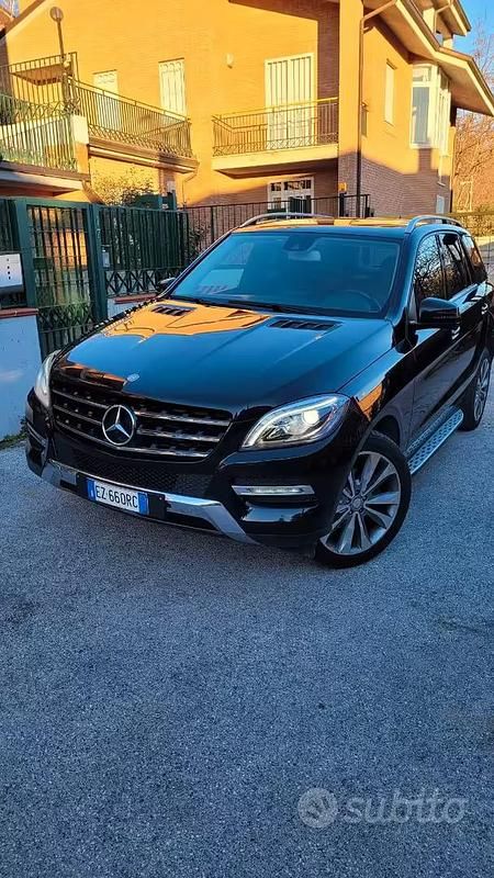 Usata Mercedes ML250 204 CV (150 kW) 2015 Nero SUV