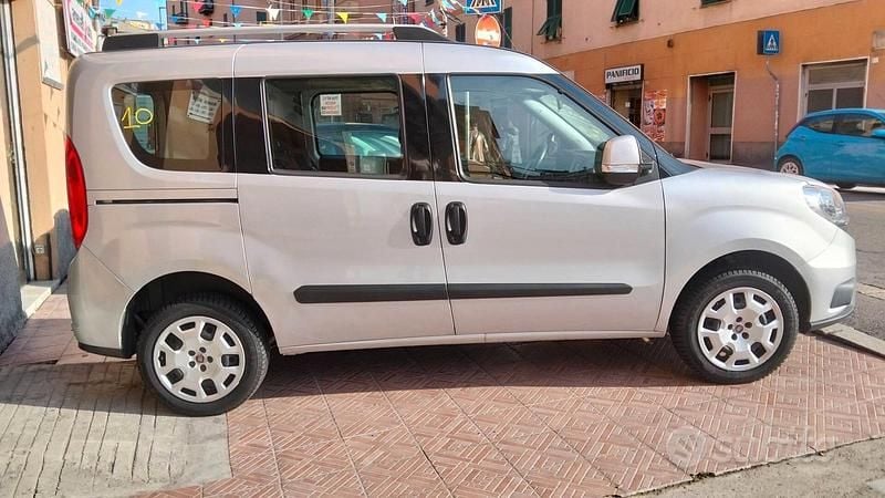 Usata Fiat Doblò Lounge 2018 Grigio Monovolume