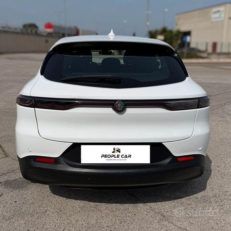 Usata Alfa Romeo Tonale Ti 130 CV (95 kW) 2023 Bianco SUV