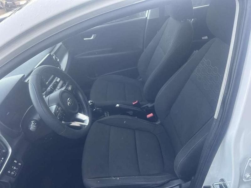 Usata Kia Rio Active 84 CV (61 kW) 2020 Berlina