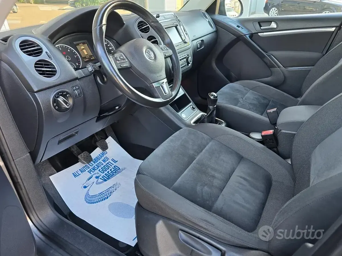 Usata VW Tiguan Style 140 CV (102 kW) 2012 Grigio SUV