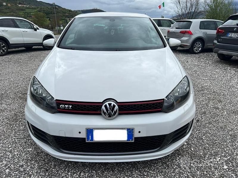 Usata VW Golf VI GTI 210 CV (154 kW) 2010 Bianco Utilitaria