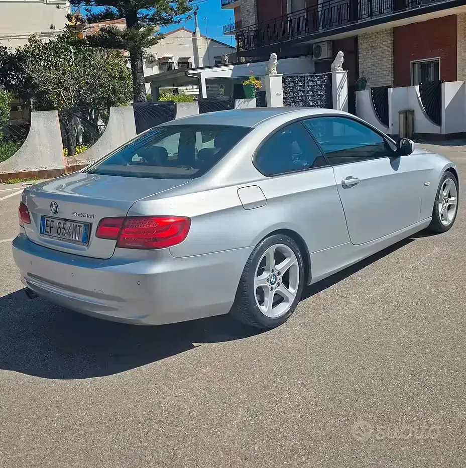 Usata BMW 320 M Sport 184 CV (135 kW) 2010 Argento Coupé