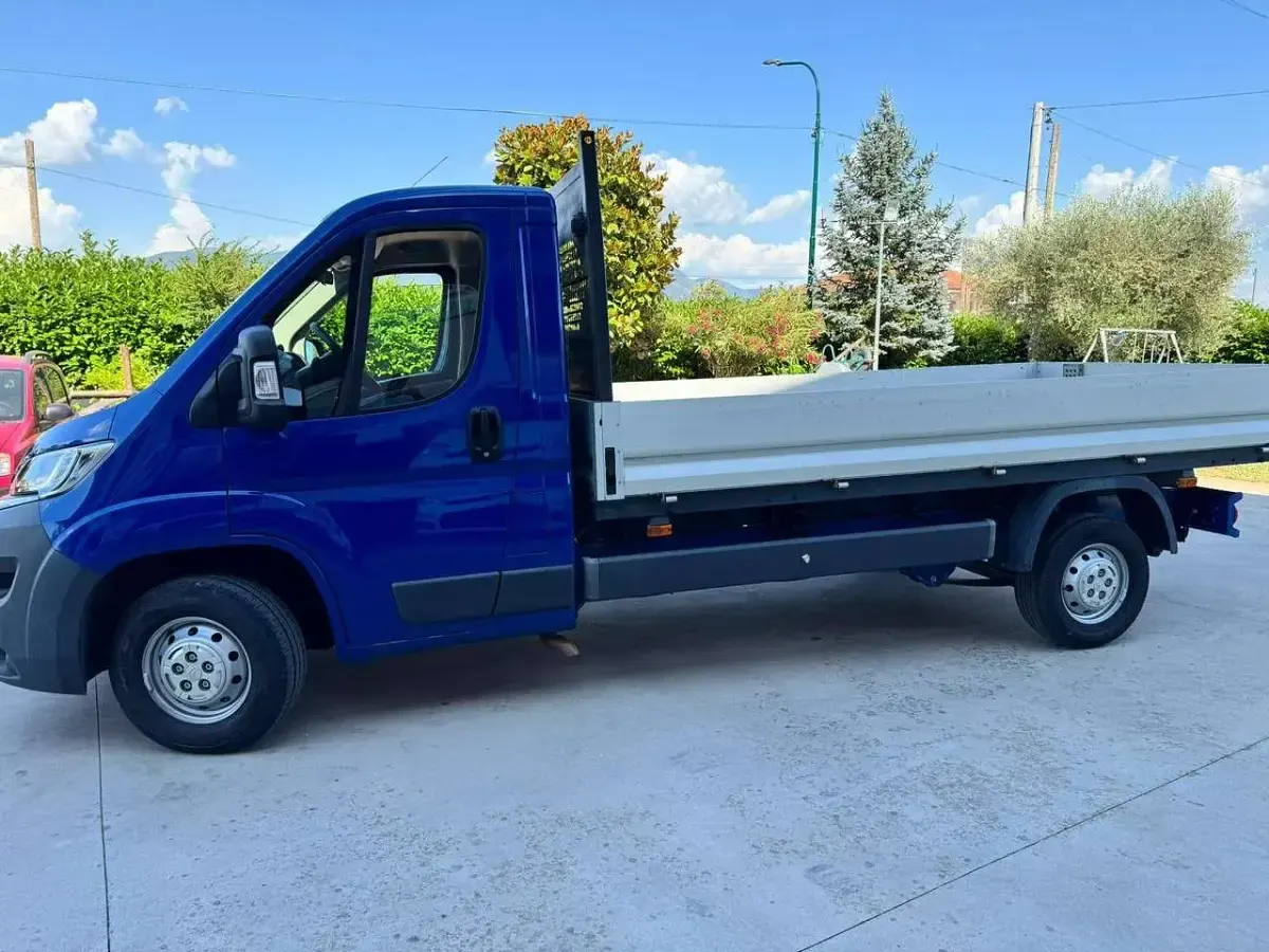 Usata Citroën Jumper 131 CV (96 kW) 2016 Blu/azzurro Monovolume