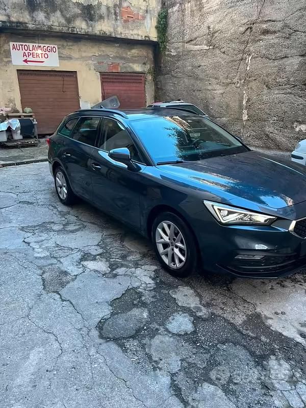 Usata Seat Leon ST 115 CV (84 kW) 2021 Grigio Station wagon