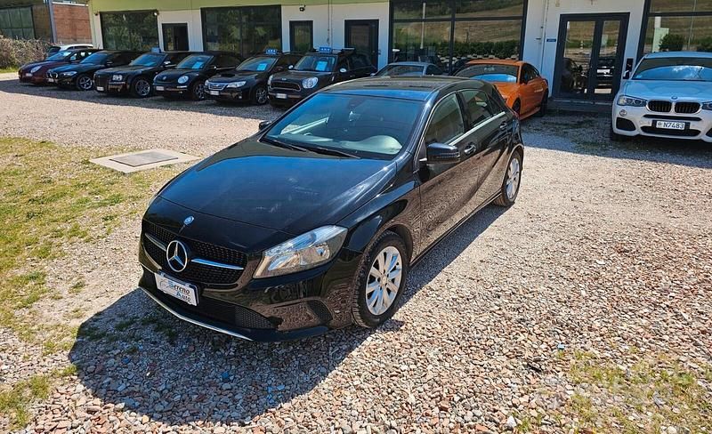 Usata Mercedes A180 Executive 110 CV (80 kW) 2015 Nero Berlina