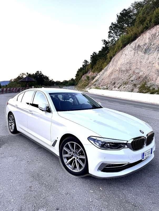 Usata BMW 530e Luxury Line 184 CV (135 kW) 2019 Berlina