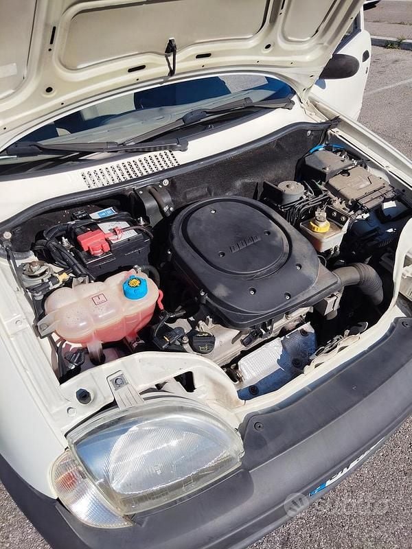 Usata Fiat 600 54 CV (39 kW) 2008 Bianco Utilitaria