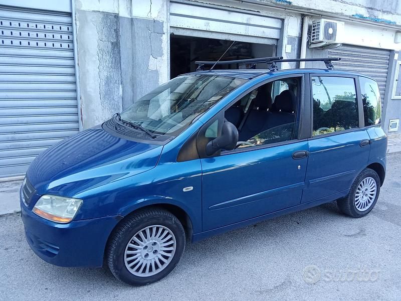 Usata Fiat Multipla 103 CV (75 kW) 2006 Blu Monovolume
