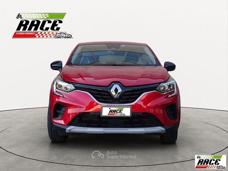 Usata Renault Captur RS Line 91 CV (66 kW) 2022 Viola SUV
