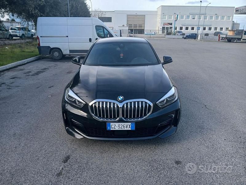 Usata BMW 120 M Sport 190 CV (139 kW) 2025 Nero Utilitaria