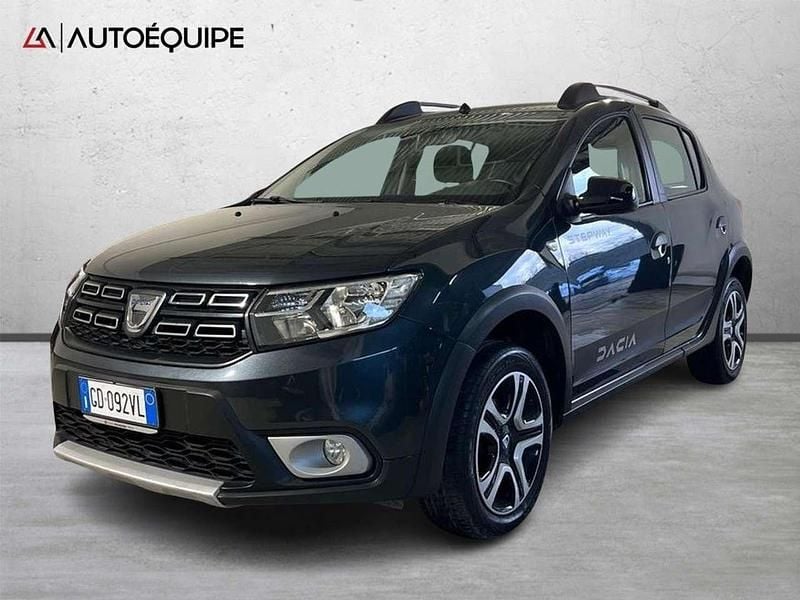 Grigio Usata 2020 Dacia Sandero Anniversary Tre volumi | 8990 € (Buon prezzo) - Immagine 1/4